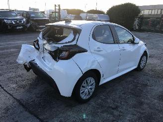 Toyota Yaris 1.5 HYBRIDE picture 3