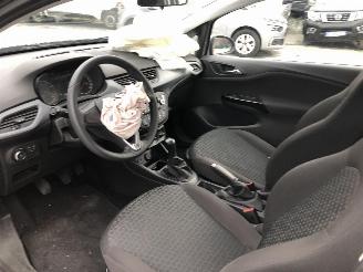 Opel Corsa 1.2  ESSENTIA picture 5
