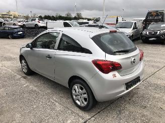 Opel Corsa 1.2  ESSENTIA picture 2