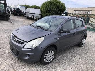Hyundai I-20 1.4 crdi picture 4