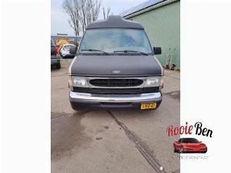 Vrakbiler auto Ford USA Econoline E-Serie, Van, 1975 / 2008 4.6 E150 V8 2000/2