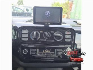 Volkswagen Up! Up! (121), Hatchback, 2011 1.0 12V 60 picture 10