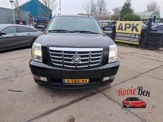 Vrakbiler auto Cadillac Escalade Escalade, SUV, 2006 / 2014 6.2 V8 4x4 2008/1