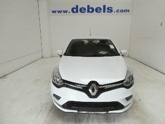 krockskadad bil auto Renault Clio 0.9 ZEN ENERGY TCE 2019/6