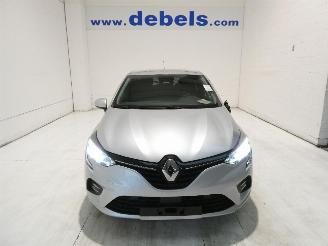 krockskadad bil auto Renault Clio V CORPORATE EDI 2020/12