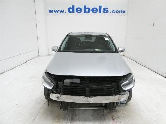 Vaurioauto  passenger cars Mercedes B-klasse 1.5D  180D 2020/9