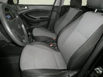 Hyundai I-20  picture 16