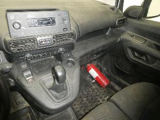 Peugeot Partner 1.5D  PREMIUM picture 12
