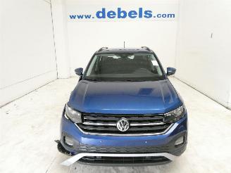 damaged passenger cars Volkswagen T-Cross LIFE 2020/3