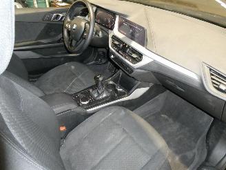 BMW 1-serie 1.5D D picture 12