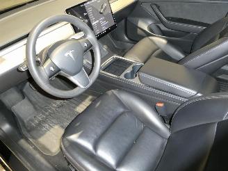 Tesla Model 3  picture 11