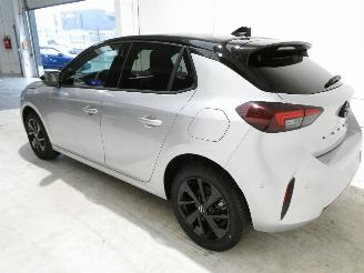 Opel Corsa GS 1.2 TURBO picture 4