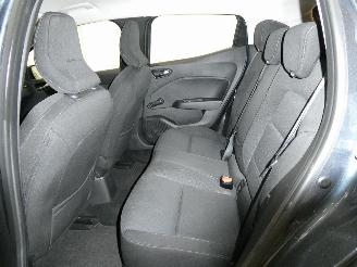 Renault Clio V picture 14