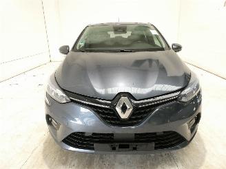 Renault Clio V picture 2