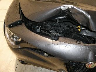 Alfa Romeo Stelvio 2.2D B-TECH picture 11