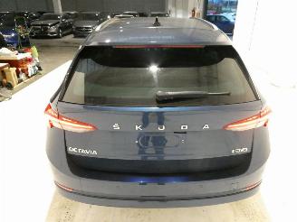 Skoda Octavia COMBI 1.0 TSI MHEV picture 5