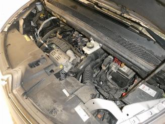 Citroën C4-picasso PICASSO II FEEL picture 24