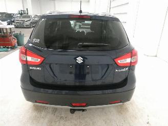 Suzuki SX4 S-CROSS GL + picture 7