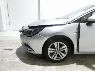 Opel Astra 1.6D INNOVATION picture 5