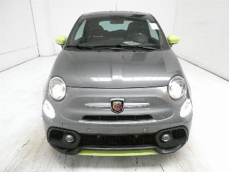 Abarth  500  595 picture 2