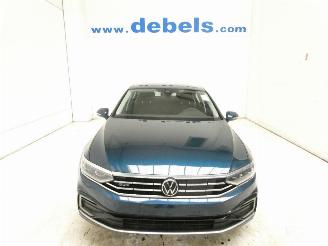 Auto incidentate Volkswagen Passat GTE 2021/6