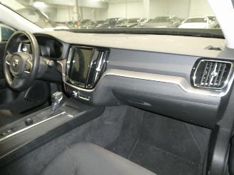 Volvo V-60 2.0D picture 15