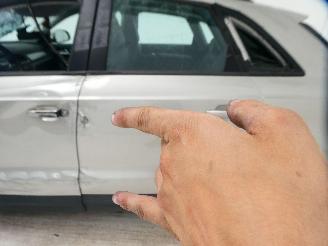 Audi Q3  picture 13