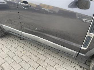 Opel Antara 2.2 DTI picture 6