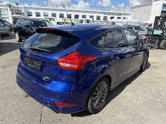 skadebil auto Ford Focus ST-LINE 2018/1