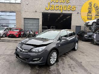 Coche accidentado Opel Astra ULTIMATE EDITION 2016/7
