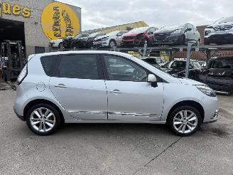 Renault Scenic PRIVILEGE picture 2
