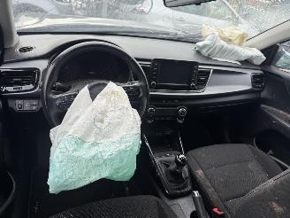 Kia Rio 1.2I picture 13
