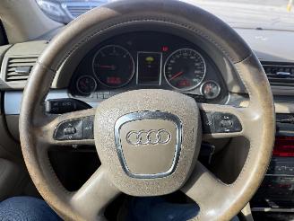 Audi A4  picture 23