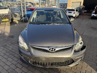 Hyundai I-30 1.4I COMFORT picture 4