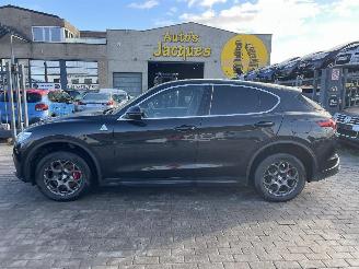 uszkodzony samochody osobowe Alfa Romeo Stelvio Q4 ENGINE OUT 2019/4
