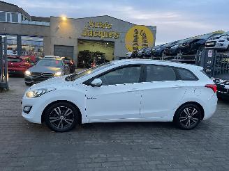 skadebil auto Hyundai I-30 1.4 CRDI COMBI 2014/2