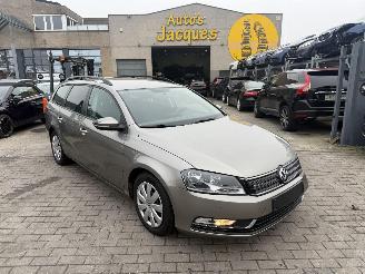 skadebil auto Volkswagen Passat 1.6 TDI 2012/10