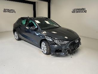 krockskadad bil auto Audi A3 PLUG IN HYBRIDE 2022/9