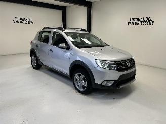 Coche accidentado Dacia Sandero STEPWAY 2017/6