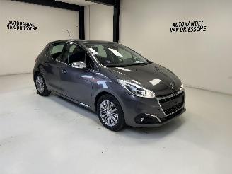 Coche accidentado Peugeot 208 AUTOMAAT/ALLURE 2019/4