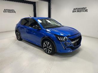Vaurioauto  passenger cars Peugeot 208 GT LINE 2021/1