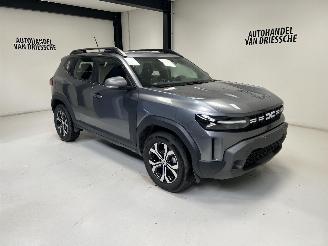 krockskadad bil auto Dacia Duster  2025/4