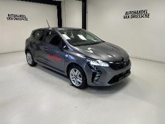 škoda osobní automobily Renault Clio  2025/3