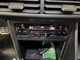 Volkswagen Taigo R-LINE / DSG picture 15