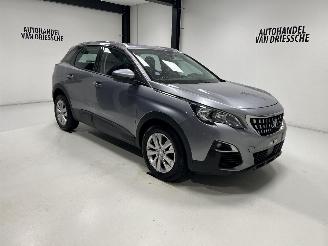 krockskadad bil auto Peugeot 3008  2017/4