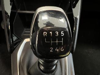 Peugeot 208 STYLE picture 15