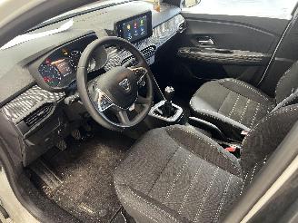 Dacia Sandero  picture 13