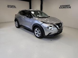 Damaged car Nissan Juke AUTOMAAT 2020/10