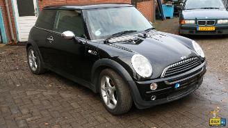 Vrakbiler auto Mini One R50 1.6 2003/1