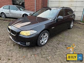  BMW 5-serie F11 1 520D N47  sophisto-grau Brillanteffekt metallic 2012/1